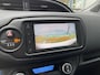 Toyota Yaris 1.5 Hybrid 100pk Automaat Dynamic Bi-Tone | Carplay | Stoelverwarming | Parkeercamera | Winterbandenset | Licht/regensensor | Keyless Entry | Cruise |