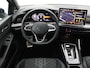Volkswagen Golf 1.5 eTSI R-Line Edition | Navigatie | IQ-Light | Camera | ACC | Stuur-/Stoelverwarming | Side Assist |