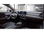 Mercedes-Benz A-klasse 180 Business Solution AMG | Night | Achteruitrijcamera | Stoelverwarming | Sfeerverlichting | Getin glas |