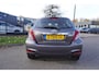 Toyota Yaris 1.3 16v VVT-i 99pk 5D Aspiration AIRCO Parkeer Camera