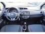 Toyota Yaris 1.3 16v VVT-i 99pk 5D Aspiration AIRCO Parkeer Camera