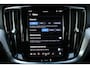 Volvo V60 T6 Plug-in hybrid AWD Plus Dark | Trekhaak | Harman Kardon Premium Sound | Semi Elektrische Trekhaak | Elektrisch Verstelbare Voorstoelen met Geheugen | Stoel- en Stuurverwarming | 360° Camera | Adaptive Cruise Control | Pilot Assist