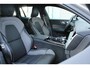 Volvo V60 T6 Plug-in hybrid AWD Plus Dark | Semi Elektrische Trekhaak | Stoel- en Stuurverwarming | Premium audio by Harman Kardon | Elektrisch Verstelbare Voorstoelen met Geheugen | 360° Camera | Adaptive Cruise Control | Pilot Assist