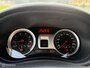 Renault Clio 1.2 TCE 101PK Special Rip Curl 5-persoons 5-deurs