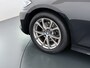 BMW 3-Serie 320i 2.0T 184pk AUT-8 Navi-Pro Apple Carplay Android Bordherk. Sport Line Shadow-Line Sportstoel+ 1/2 Leer PDC-a+v Teleservice Dual-ECC Business Edition HiFi+9speakers Drive-Assist LED Connected-Services LED Live Cockpit Pro Active guard DAB WiFi 1600kg trekvermogen