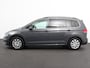 Volkswagen Touran 1.5 TSI DSG Comfortline 7p Navigatie Apple Carplay/Android Auto Parkeersensoren Adaptive Cruise Control Stoelverwarming Climate Control