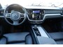 Volvo V60 Cross Country B5 AWD AUT8 250PK Pro Standkachel, Stoelverwarming voor, Stuurwielverwarming, Elektrisch bedienbare voorstoelen met geheugen, Elektrisch bedienbaar glazen panoramisch schuif-/kanteldak, Harman Kardon audio, Draadloos opladen telefoon, 20" Lichtmetalen velgen