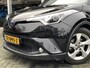 Toyota C-HR 1.8 Hybrid Dynamic | Navigatie, Dodehoekherkenning, Parkeersensoren, Stoelverwarming, Chroom pakket!