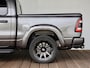 Dodge Ram 1500 5.7 V8 4x4 Crew Cab Dominator | Uitlaatklep | Pano-dak | Tonneau cover | 22" | Fenders |