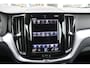 Volvo XC60 B5 Automaat Business Pro | Adapt. Cruise | Trekhaak | Camera | Verw. stoelen & stuurwiel | DAB