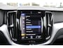 Volvo XC60 B5 Automaat Business Pro | Adapt. Cruise | Trekhaak | Camera | Verw. stoelen & stuurwiel | DAB
