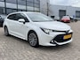 Toyota Corolla Touring Sports 1.8 Hybrid Business Plus Navigatie* Carplay Camera  Keyless Led Stoelverwarming  ACC Dab 17 Inch Velgen Getint Glas NL Auto Wit Metallic