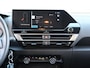 Citroën C4 Live 100pk | Navigatie via Apple Carplay / Android Auto | Airco | Cruise Control | DAB+ radio | Bluetooth | Automatisch dimlicht | Volledig digitaal instrumentenpaneel | Multifunctioneel stuurwiel | 18" lichtmetalen velgen |