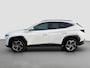 Hyundai Tucson 1.6 T-GDI 265pk PHEV Premium 4WD | Leder | Carplay | Climate | Trekhaak | Navigatie | Elek. Klep | Full - Led | 360 Camera | KRELL Audio | Elek. Stoelen | 19" Lichtmetaal | Winterpakket | Stoelventilatie | Dodehoek Detectie