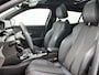 Peugeot e-2008 EV GT 50 kWh 136pk Automaat | 1ste Eigenaar | Navigatie | Climate Control | Cruise Control | Achteruitrijcamera | DAB Ontvanger | LED | 17" Lichtmetalen Velgen | Apple Carplay/Android Auto |