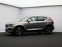 Volvo XC40 T3 Automaat Inscription / Trekhaak / Pan. dak / Standkachel / 360 camera / Harman Kardon / Elektr. bed. stoelen / 19" / CarPlay / DAB+