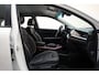 Kia e-Niro DynamicLine 64 kWh 3 fase [ Navi Adapt.cruise Camera ]
