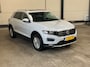 Volkswagen T-Roc 1.0 TSI 115 pk Style Business | Panoramadak | Navigatie | Parkeersensoren |