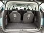 Peugeot 5008 T131PK AUT-8 7-Pers. Pano-Dak Elektr.Stoel+Geheug. Adaptive-Cruise Afn.Trekhaak Apple Android Carplay Navi 360-Camera Elektr.A-Klep DAB+ MirrorScreen Park-Assist 19"LM Connected-Services Elektr. Achterklep PDC-A+Voor 1/2 Leder Keyless Bordherkenning Premi Virtual Cockpit (Digidash) Pack City 1+2 Privacy Glas Orig.NLse auto, 1e eigenaar, dealer onderhouden. € 45.000 nieuw!