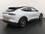 Ford Mustang Mach-E Extended RWD 98 kWh | Adapt. Cruise | Clima | Winterpack | Leer | Camera | Apple carplay | Android Auto |