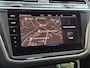 Volkswagen Tiguan 1.4 TSI eHybrid 245pk PHEV R-Line Business+ | Panoramadak | Adaptieve cruise | Lane assist | Headup display | Matrix LED | DAB | Apple CarPlay | Camera | Stoel&stuurverwarming | Navigatie | Virtual cockpit | IO.light | Elektrische achterklep | Dodehoekdetectie | Volledig onderhouden