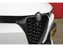 Alfa Romeo Tonale 1.5T 160PK Hybrid VELOCE | PANORAMISCH SCHUIF/KANTEL DAK | PREMIUM PACK: LEDEREN BEKLEDING/GEVENTILEERDE VOORSTOELEN/4-VOUDIG ELEKTRISCH VERSTELBARE LENDESTEUN VOORSTOELEN/HOOGGLANS ZWARTE RAAMOMLIJSTING/AMBIENT LIGHTING | TECHNOLOGY PACK: PARKEERWAARSCHUWING VOOR EN ACHTER/360° CAMERA/AUTOMATISCH INPARKEREN/ AUTONOMOUS DRIVING LEVEL 2: ADAPTIVE CRUISE CONTROL/LANE CENTERING ASSIST/TRAFFIC JAM ASSIST DODEHOEK DETECTIE AUTOMATISCH DIMMENDE BUITENSPIEGELS ELEKTRISCH BEDIENBARE ACHTERKLEP | WINTERPACK: STOELVERWARMING VOOR/STUURVERWARMING/VERWARMBARE RUITENSPROEIERS | HARMAN KARDON SOUND SYSTEM | 20" LICHTMETALEN VELGEN "GRAPHITE GREY" | DRAADLOZE TELEFOONLADER | NAVIGATIE | DRAADLOZE APPLE CARPLAY/ANDROID AUTO | FULL LED MATRIX KOPLAMPEN |