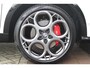 Alfa Romeo Tonale 1.5T 160PK Hybrid VELOCE | PANORAMISCH SCHUIF/KANTEL DAK | PREMIUM PACK: LEDEREN BEKLEDING/GEVENTILEERDE VOORSTOELEN/4-VOUDIG ELEKTRISCH VERSTELBARE LENDESTEUN VOORSTOELEN/HOOGGLANS ZWARTE RAAMOMLIJSTING/AMBIENT LIGHTING | TECHNOLOGY PACK: PARKEERWAARSCHUWING VOOR EN ACHTER/360° CAMERA/AUTOMATISCH INPARKEREN/ AUTONOMOUS DRIVING LEVEL 2: ADAPTIVE CRUISE CONTROL/LANE CENTERING ASSIST/TRAFFIC JAM ASSIST DODEHOEK DETECTIE AUTOMATISCH DIMMENDE BUITENSPIEGELS ELEKTRISCH BEDIENBARE ACHTERKLEP | WINTERPACK: STOELVERWARMING VOOR/STUURVERWARMING/VERWARMBARE RUITENSPROEIERS | HARMAN KARDON SOUND SYSTEM | 20" LICHTMETALEN VELGEN "GRAPHITE GREY" | DRAADLOZE TELEFOONLADER | NAVIGATIE | DRAADLOZE APPLE CARPLAY/ANDROID AUTO | FULL LED MATRIX KOPLAMPEN |