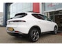 Alfa Romeo Tonale 1.5T 160PK Hybrid VELOCE | PANORAMISCH SCHUIF/KANTEL DAK | PREMIUM PACK: LEDEREN BEKLEDING/GEVENTILEERDE VOORSTOELEN/4-VOUDIG ELEKTRISCH VERSTELBARE LENDESTEUN VOORSTOELEN/HOOGGLANS ZWARTE RAAMOMLIJSTING/AMBIENT LIGHTING | TECHNOLOGY PACK: PARKEERWAARSCHUWING VOOR EN ACHTER/360° CAMERA/AUTOMATISCH INPARKEREN/ AUTONOMOUS DRIVING LEVEL 2: ADAPTIVE CRUISE CONTROL/LANE CENTERING ASSIST/TRAFFIC JAM ASSIST DODEHOEK DETECTIE AUTOMATISCH DIMMENDE BUITENSPIEGELS ELEKTRISCH BEDIENBARE ACHTERKLEP | WINTERPACK: STOELVERWARMING VOOR/STUURVERWARMING/VERWARMBARE RUITENSPROEIERS | HARMAN KARDON SOUND SYSTEM | 20" LICHTMETALEN VELGEN "GRAPHITE GREY" | DRAADLOZE TELEFOONLADER | NAVIGATIE | DRAADLOZE APPLE CARPLAY/ANDROID AUTO | FULL LED MATRIX KOPLAMPEN |