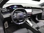 Peugeot e-308 GT EV 54 kWh | 11 kW lader | Achterbank in 3 delen neerklapbaar met skiluik | Achteruitrij assistent