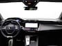Peugeot e-308 GT EV 54 kWh | 11 kW lader | Achterbank in 3 delen neerklapbaar met skiluik | Achteruitrij assistent
