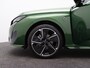 Peugeot e-308 GT EV 54 kWh | 11 kW lader | Achterbank in 3 delen neerklapbaar met skiluik | Achteruitrij assistent