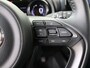 Toyota Yaris 1.5 Hybrid Executive | Dealer onderhouden | Dodehoek detectie | Parkeersensoren voor+achter | Half lederen bekleding | Afneembare trekhaak | Stoelverwarming | Climate Control | Cruise Control Adaptive |