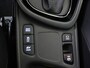 Toyota Yaris 1.5 Hybrid Executive | Dealer onderhouden | Dodehoek detectie | Parkeersensoren voor+achter | Half lederen bekleding | Afneembare trekhaak | Stoelverwarming | Climate Control | Cruise Control Adaptive |