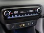 Toyota Yaris 1.5 Hybrid Executive | Dealer onderhouden | Dodehoek detectie | Parkeersensoren voor+achter | Half lederen bekleding | Afneembare trekhaak | Stoelverwarming | Climate Control | Cruise Control Adaptive |