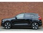 Volvo EX40 Single Motor Extended Range Ultra 82 kWh | Demo Deal | Harman Kardon Geluidsinstallatie | Panoramisch dak met schuif-/kantel functie | Adaptieve cruise control | Stoelen voor verwarmbaar | Stuurwiel verwarmbaar | 360 graden camera | Pilot assist | Keyless entry | 19'' Lichtmetalen velgen | Extra getinte ramen achter