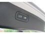 Volvo XC90 T8 Recharge AWD Ultra Dark | Panoramisch Schuif-/kanteldak | Elektrisch verstelbare stoelen met geheugenfunctie | 360 graden camera | Harman/Kardon Audiosysteem | 21" inch lichtmetalen velgen | Stoel- /stuurwielverwarming | Verwarmde achterbank | Driver assist