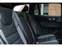 Volvo V60 T6 Plug-in hybrid AWD Plus Dark | Stoelen voor verwarmbaar | Stuurwiel verwarmbaar | Elektrisch verstelbare stoelen met memory functie | Bowers&Wilkins geluidsinstallatie | Panoramisch dak met schuif-/kantel functie | Extra getint glas achter | 360 graden camera | 18'' Lichtmetalen velgen | Adaptieve cruise control |
