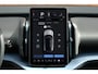 Volvo EX30 Cross Country Twin Motor Performance Ultra 69 kWh | Panoramadak | Adaptieve Cruise Control | Verwarmbare Voorstoelen | BLIS Dodehoekdetectie | Parkeerverwarming | 360 Graden Camera | 19" Lichtmetalen Velgen
