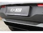 Volvo EX30 Cross Country Twin Motor Performance Ultra 69 kWh | Panoramadak | Adaptieve Cruise Control | Verwarmbare Voorstoelen | BLIS Dodehoekdetectie | Parkeerverwarming | 360 Graden Camera | 19" Lichtmetalen Velgen