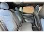 Volvo EX30 Cross Country Twin Motor Performance Ultra 69 kWh | Panoramadak | Adaptieve Cruise Control | Verwarmbare Voorstoelen | BLIS Dodehoekdetectie | Parkeerverwarming | 360 Graden Camera | 19" Lichtmetalen Velgen