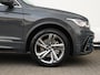 Volkswagen Tiguan 1.4 TSI eHybrid R-Line Business 245PK DSG | Led Matrix | Panoramadak | Head- Up display | Camera | Stoelverwarming
