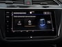 Volkswagen Tiguan 1.4 TSI eHybrid R-Line Business 245PK DSG | Led Matrix | Panoramadak | Head- Up display | Camera | Stoelverwarming