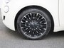 Fiat 500e La Prima 42 kWh | NAVIGATIE | ACHTERUITRIJCAMERA | STOELVERWARMING | LEDEREN STOELEN | CLIMATE CONTROL |