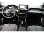 Peugeot 208 1.2 Hybrid 110 e-DCS6 Allure | Camera V+A | Navi | Cruise | Carplay | Dodehoek Sens. | LMV 16" | DAB | Camera V+A | Navi | Cruise | Carplay | Dodehoek Sens. | LMV 16" | DAB |
