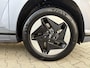 Hyundai Kona Electric Comfort Smart 65.4 kWh / Stoel en stuur verwarming / Automaat / Apple CarPlay/Android Auto / Navigatie / Cruise Control /