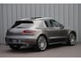 Porsche Macan 3.0 S | 340PK | Luchtvering (PASM) | Carbon | Keyless-go | Burmester | Sport-chrono | Memory | ACC | Stoelkoeling | Leder | Pano | 2015.