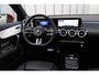 Mercedes-Benz A-klasse 250e AMG | 218PK | Pano | Sfeerverlichting | Burmester | Multibeam | Leder | Distronic | Stuurwielverwarming | Trekhaak | 2024.