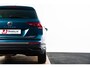 Volkswagen Tiguan 2.0 TDI Life Business Matrix-LED-koplamp - Parkeersensoren - Rijassistent-systeem - Beglazing achter verduisterd - Buitenspiegel electr. inklapbaar - Airconditioning - Audio-navigatiesysteem -