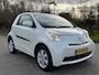 Toyota iQ 1.0 VVTi Comfort / Radio-CD Speler / LM velgen / Cruise Control / Airco / NAP