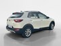 Kia Stonic 1.0 T-GDi MHEV DynamicLine | Airco | Navi | Camera | Cruise Control | Parkeersensoren | LM Velgen | *1e Eigenaar* |